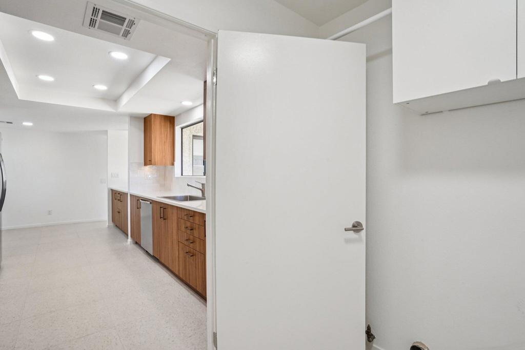 MLS #219135258DA image #16