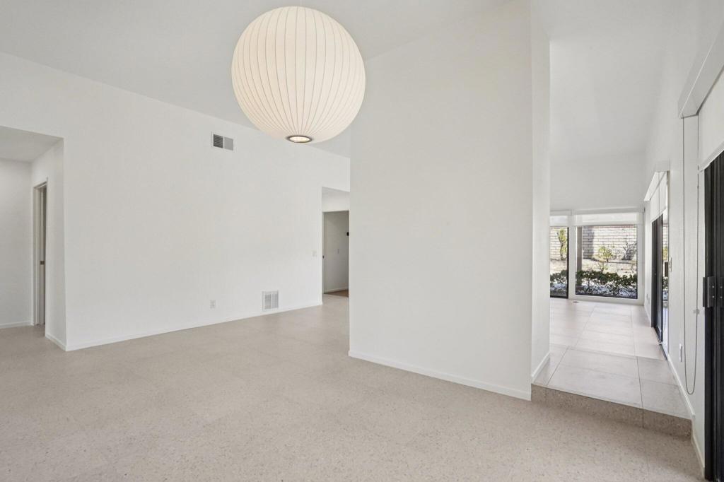 MLS #219135258DA image #7