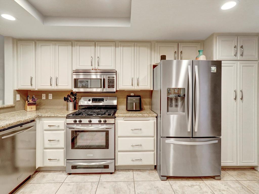 MLS #219135271DA image #12