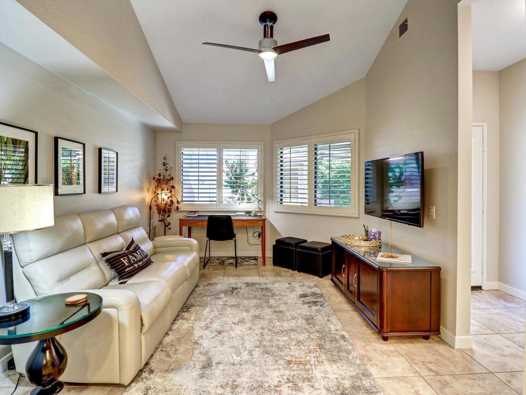 MLS #219135271DA image #9