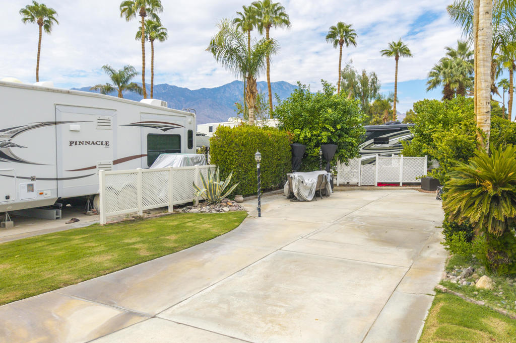 MLS #219135290PS image #1