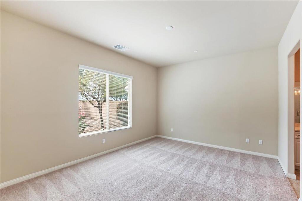 MLS #219135296DA image #11