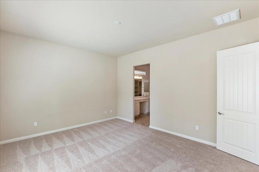 MLS #219135296DA image #12