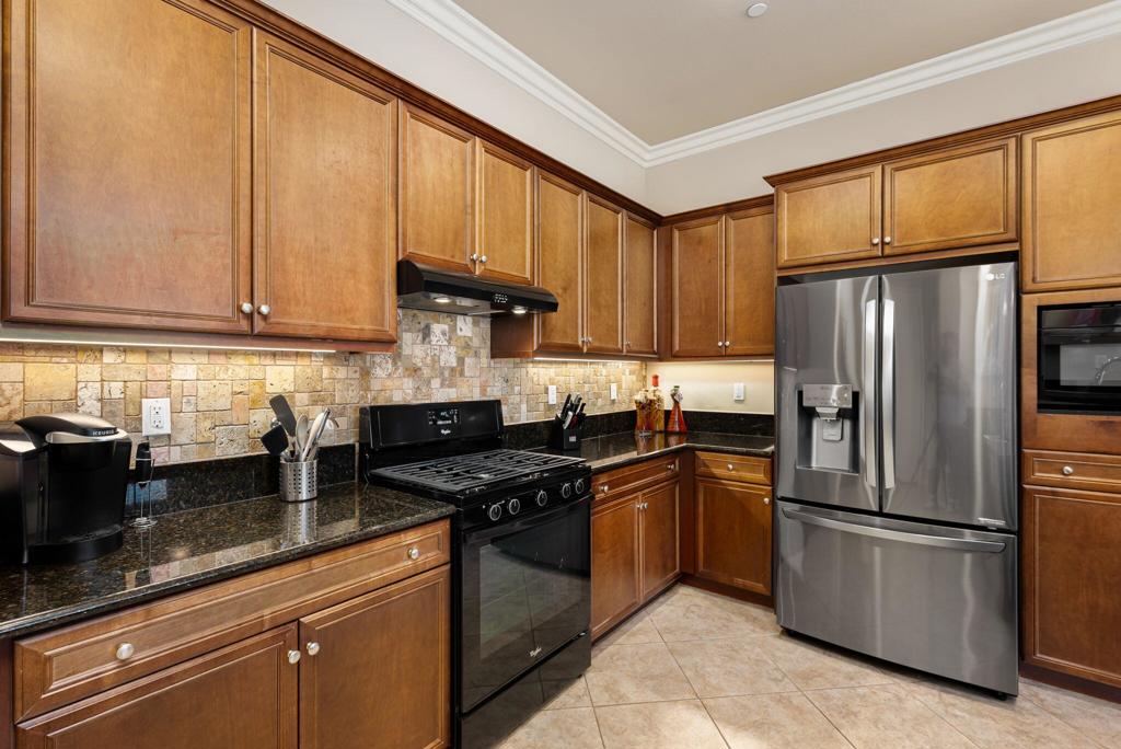 MLS #219135303DA image #14