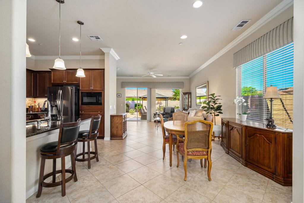 MLS #219135303DA image #7