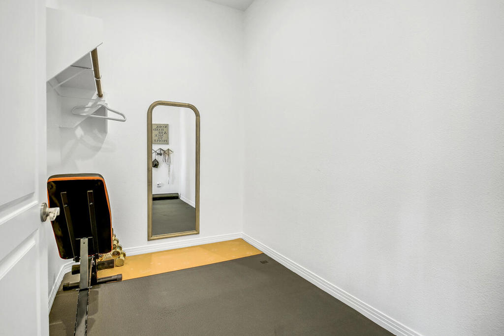 MLS #219135315DA image #36