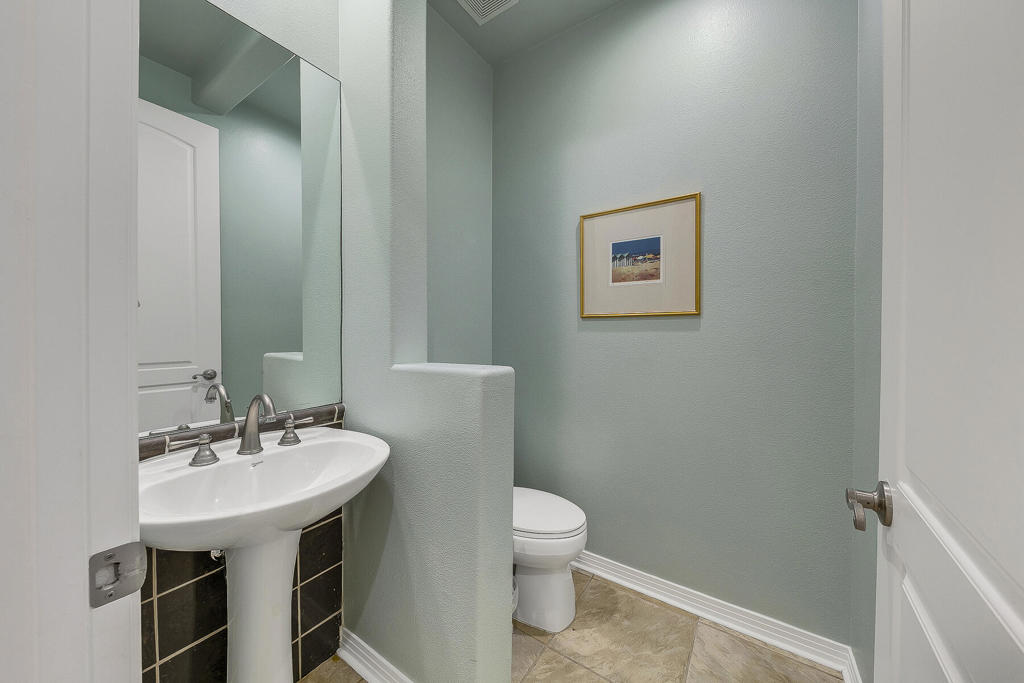 MLS #219135315DA image #38