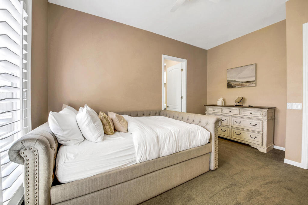 MLS #219135315DA image #40