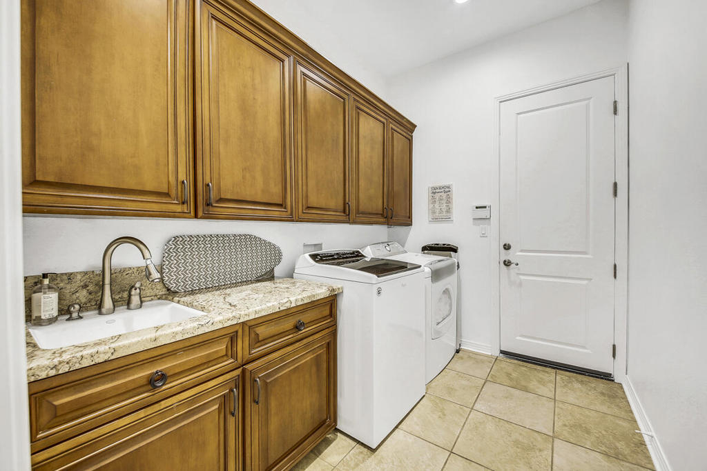 MLS #219135315DA image #44