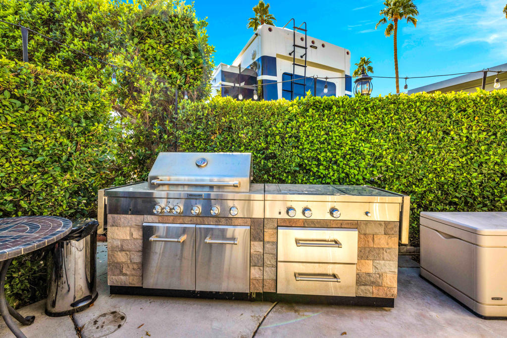 MLS #219135330PS image #5