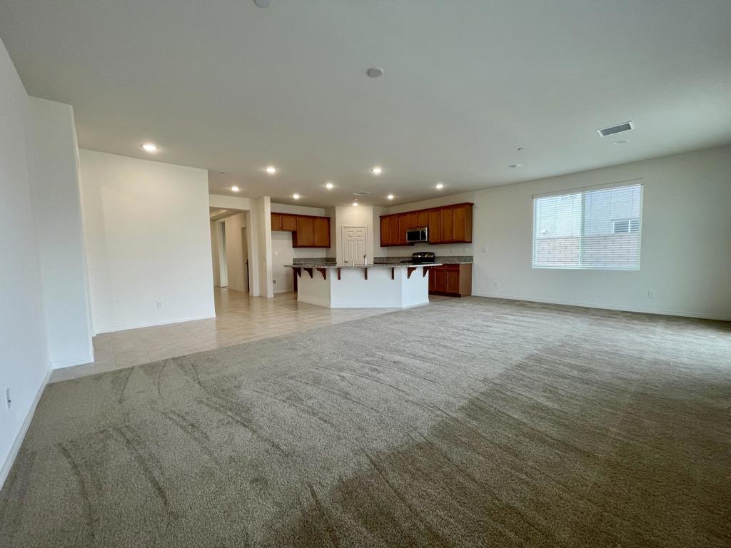 MLS #219135337DA image #3