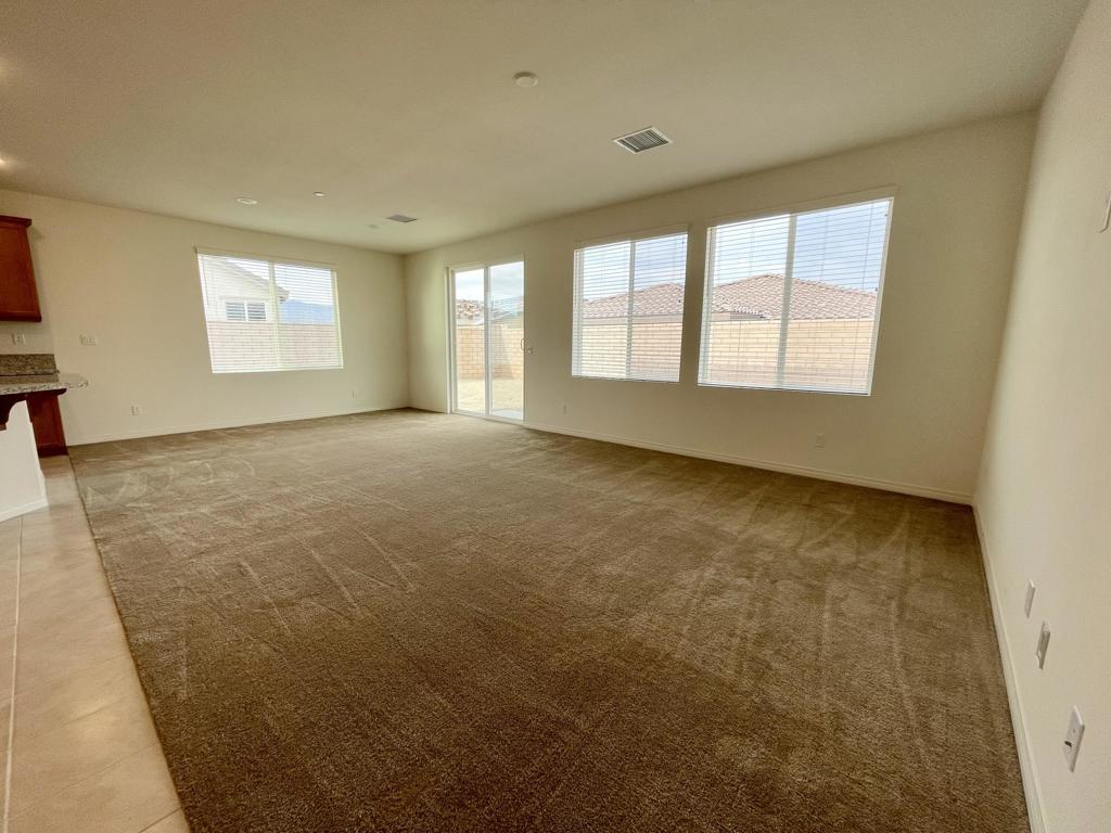 MLS #219135337DA image #4