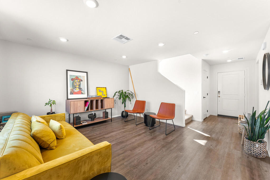 MLS #219135345DA image #10