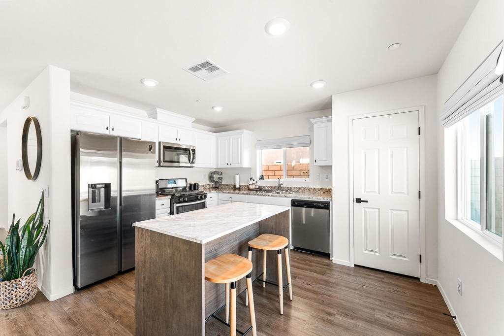 MLS #219135345DA image #13