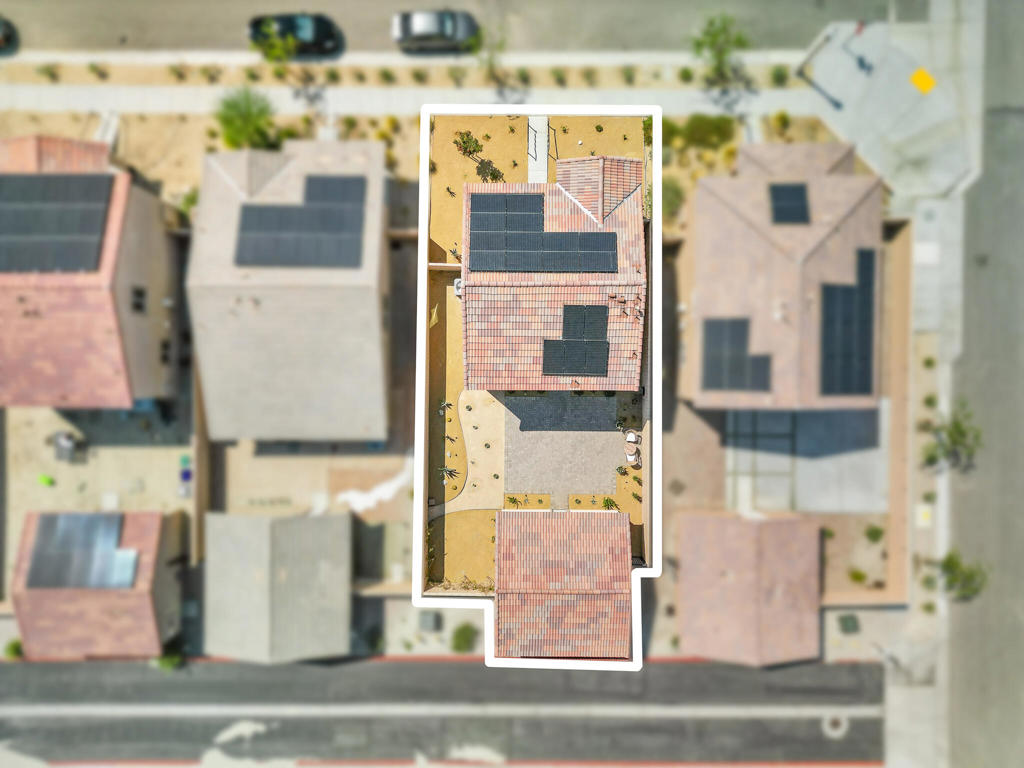 MLS #219135345DA image #5