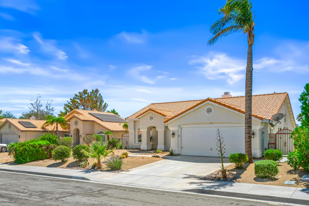 MLS #219135352DA image #3