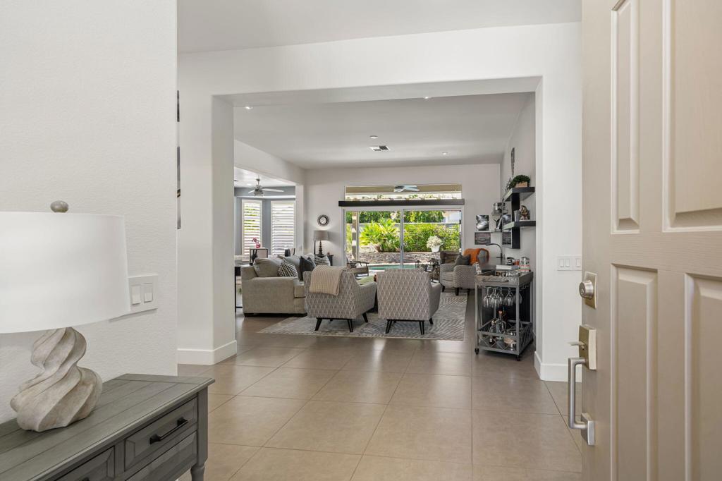 MLS #219135359DA image #10