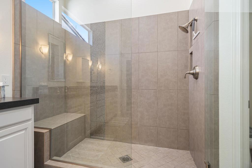 MLS #219135359DA image #21