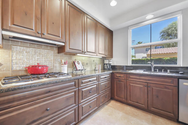 MLS #219135366DA image #14