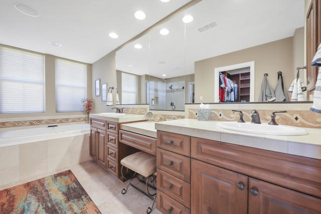 MLS #219135366DA image #28