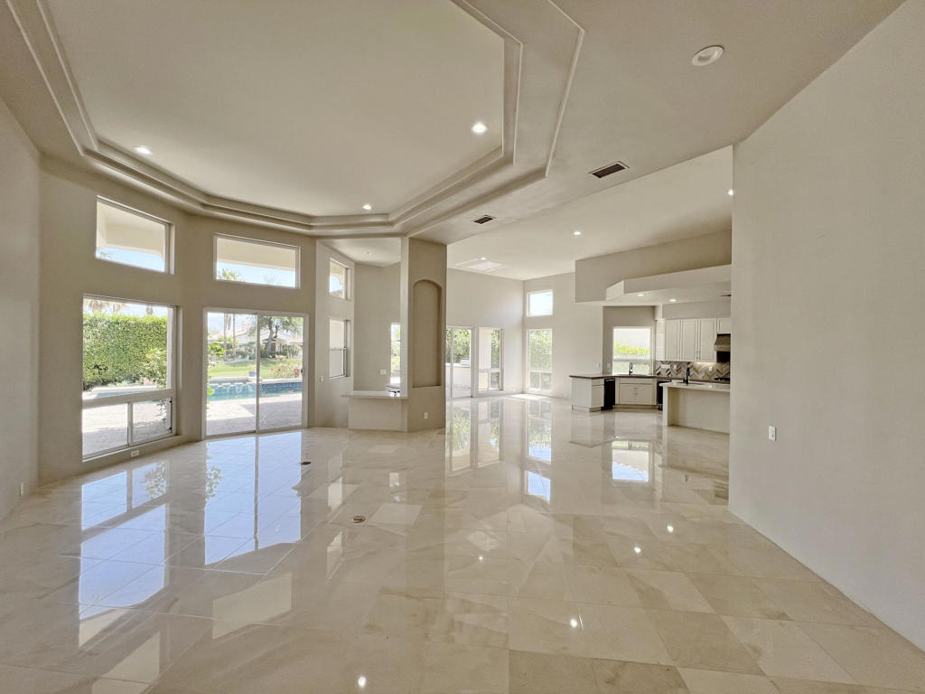 MLS #219135373DA image #10