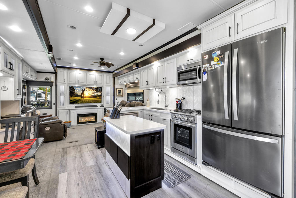 MLS #219135375PS image #21