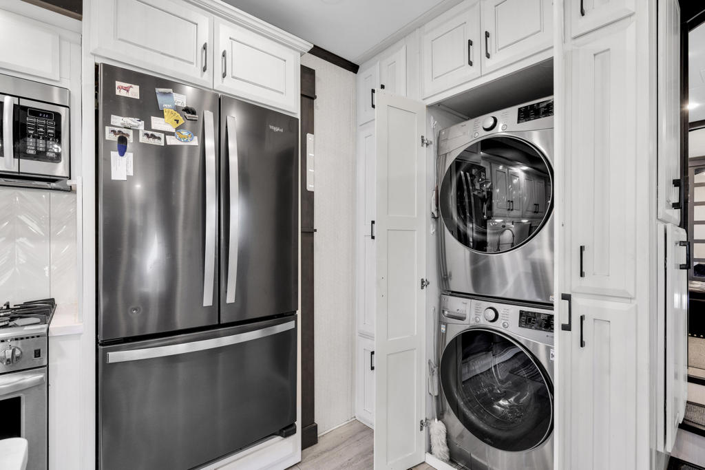 MLS #219135375PS image #3