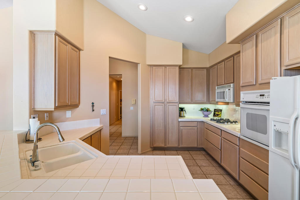 MLS #219135376DA image #14