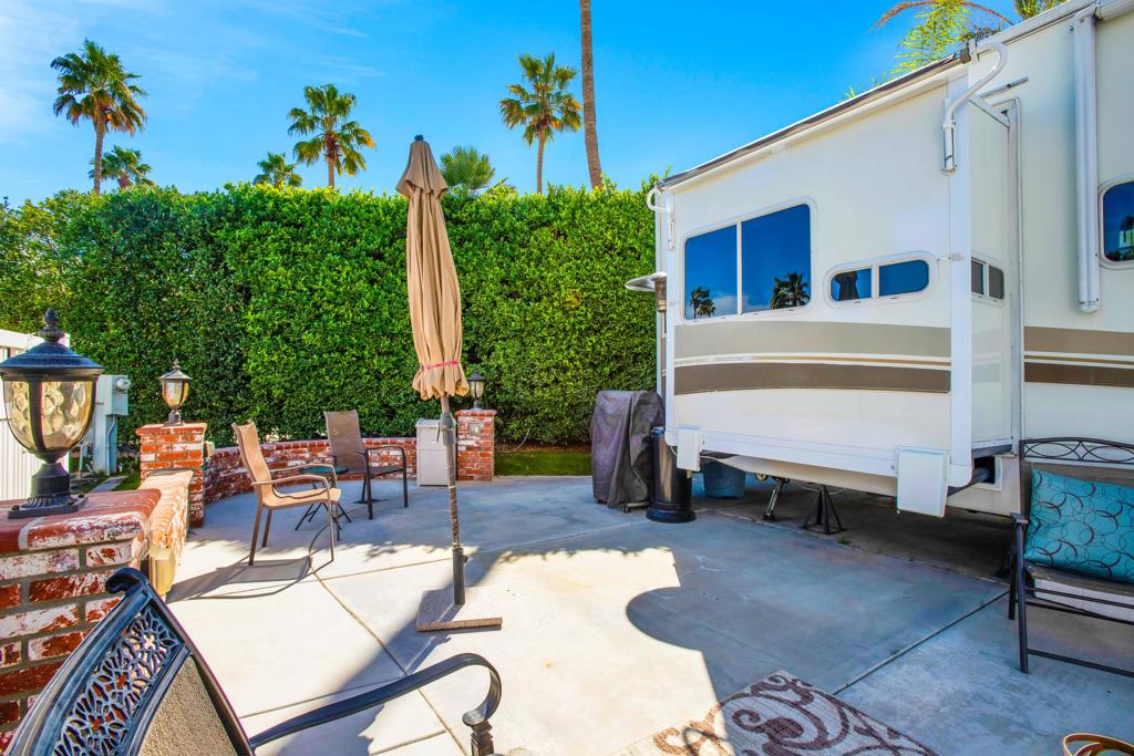 MLS #219135392PS image #12