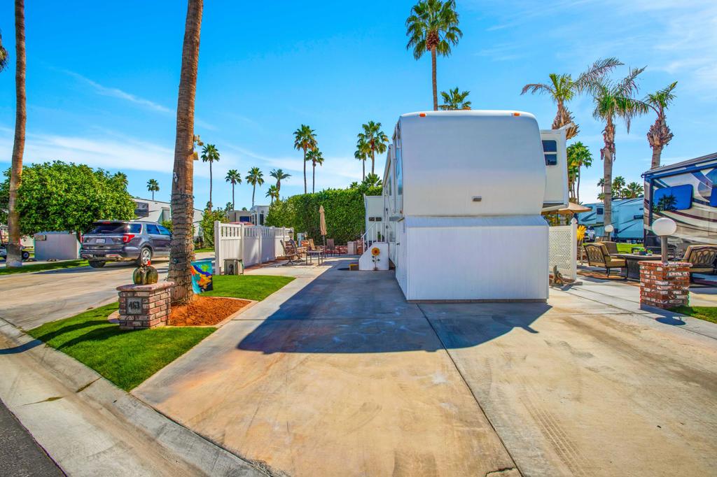 MLS #219135392PS image #5