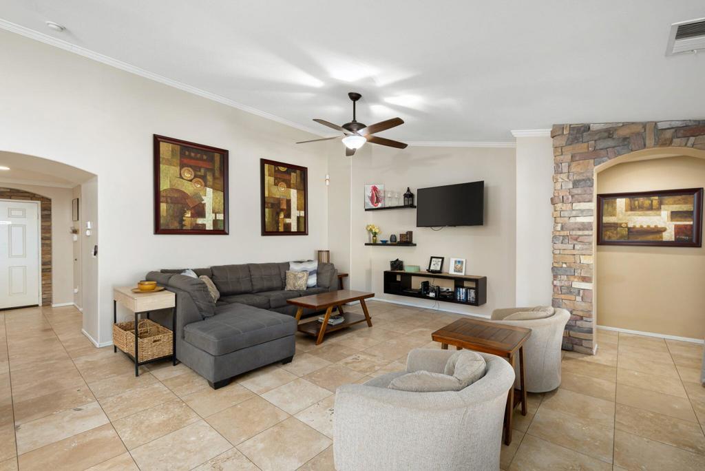 MLS #219135393DA image #9