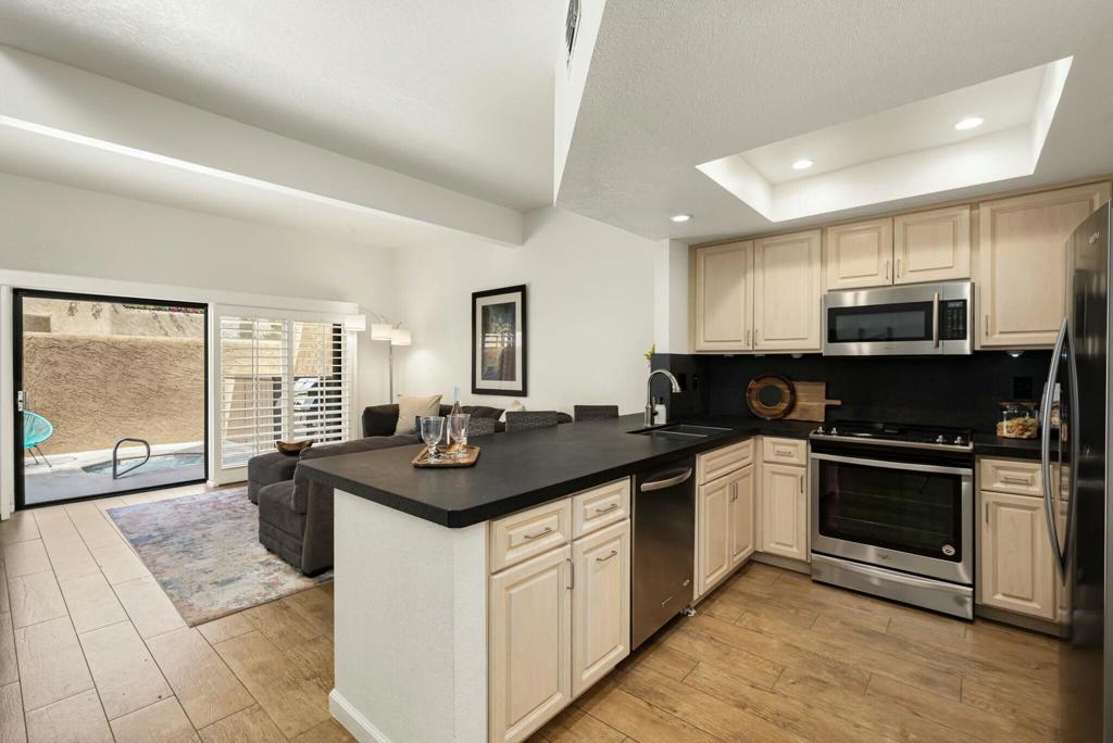 MLS #219135408DA image #3