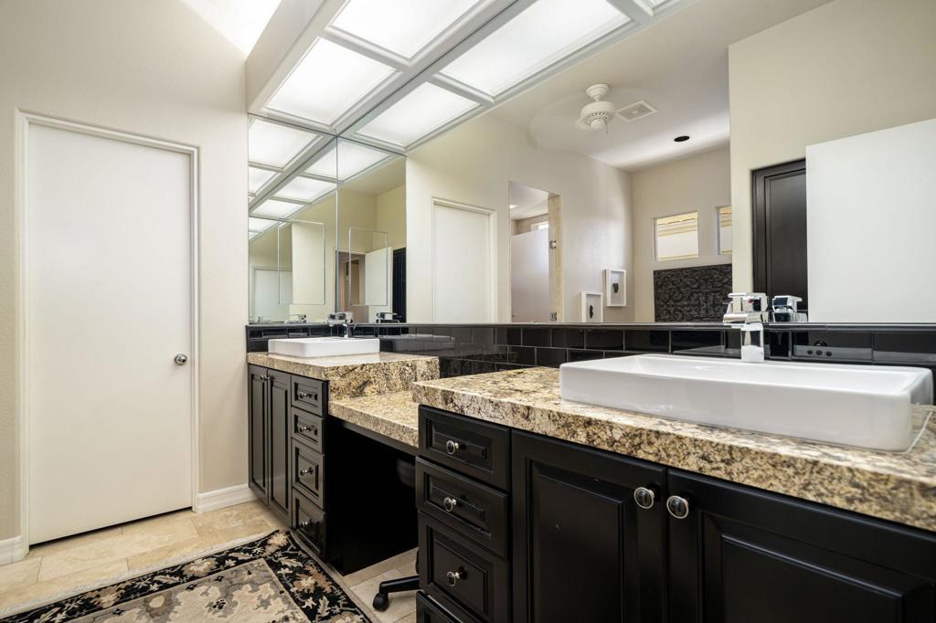 MLS #219135413DA image #35