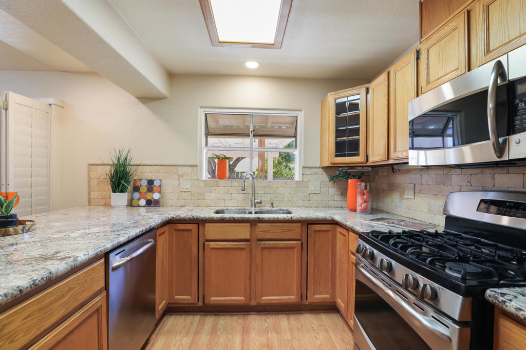 MLS #219135446PS image #14