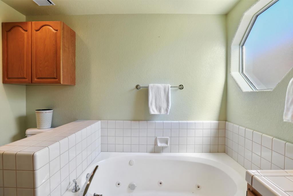 MLS #219135446PS image #31