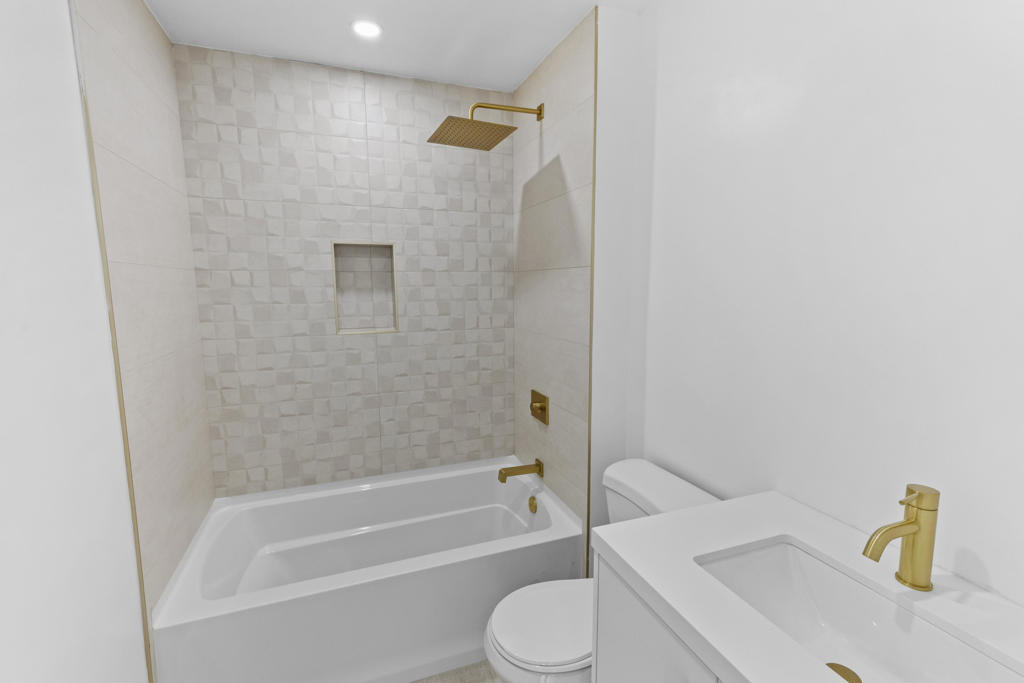 MLS #219135453DA image #12