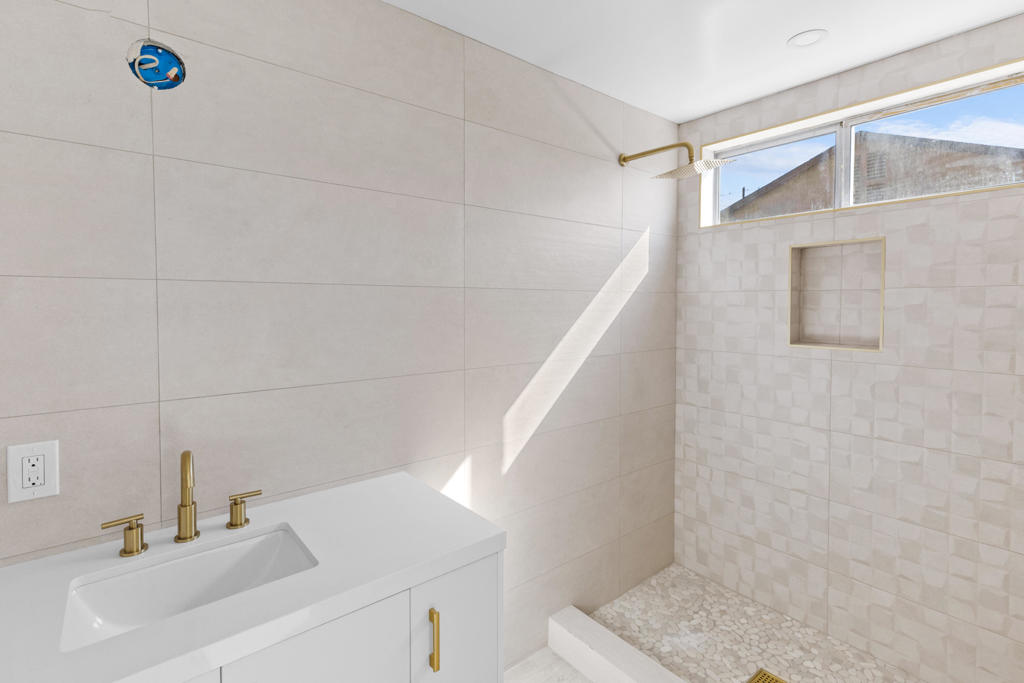 MLS #219135453DA image #21