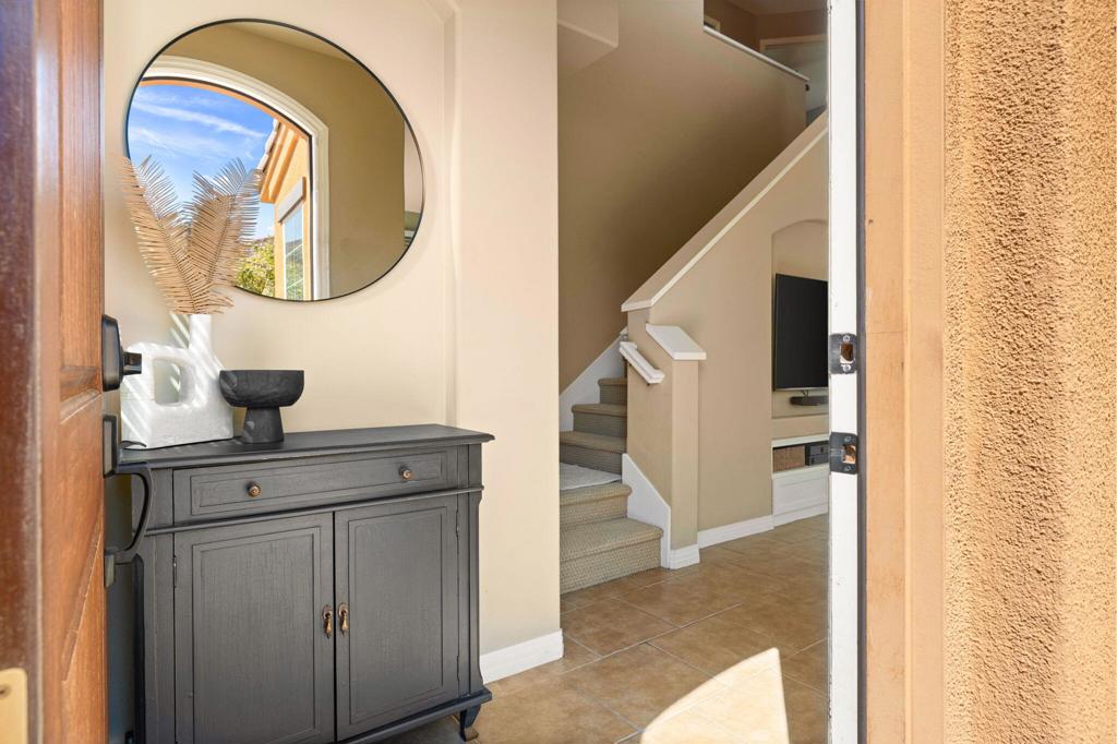 MLS #219135462DA image #2