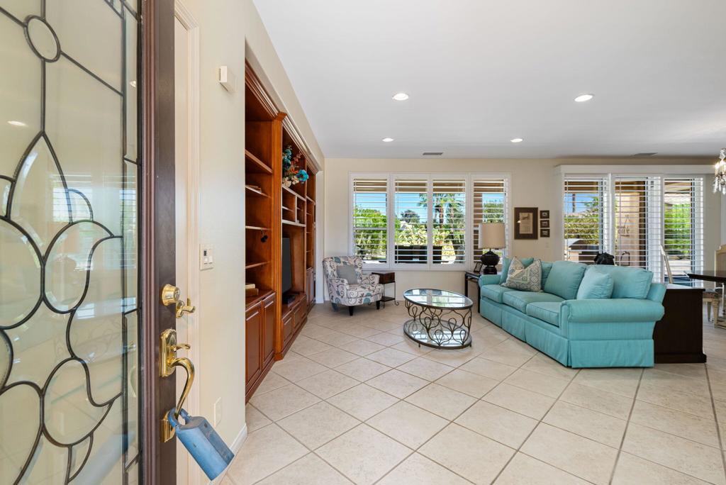 MLS #219135488DA image #4