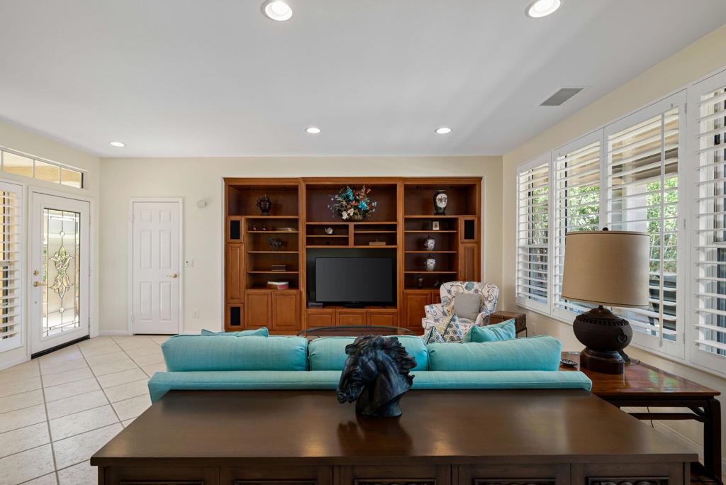 MLS #219135488DA image #8