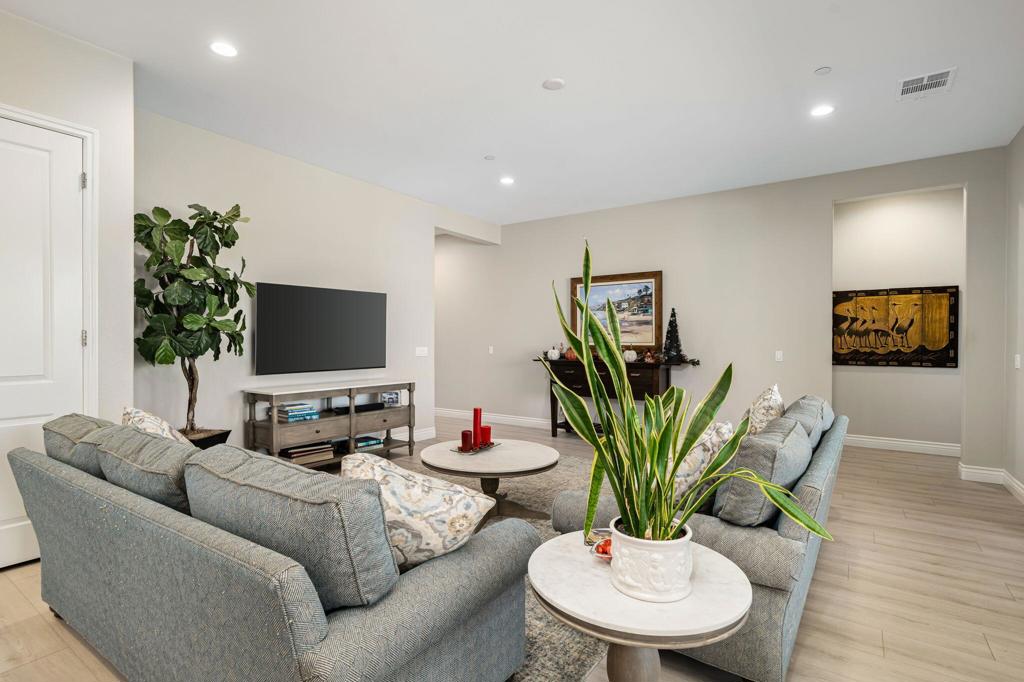 MLS #219135499DA image #5