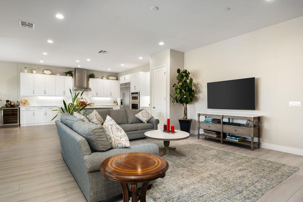 MLS #219135499DA image #8