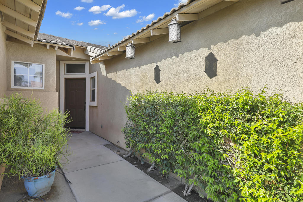 MLS #219135501DA image #2