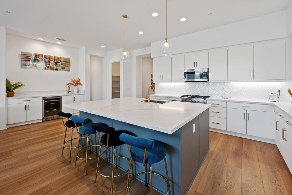 MLS #219135505DA image #23