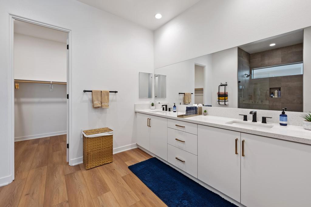 MLS #219135505DA image #27