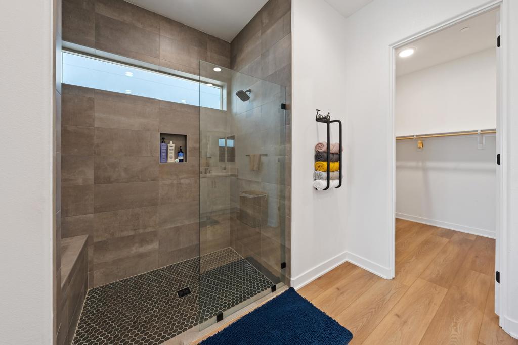 MLS #219135505DA image #28