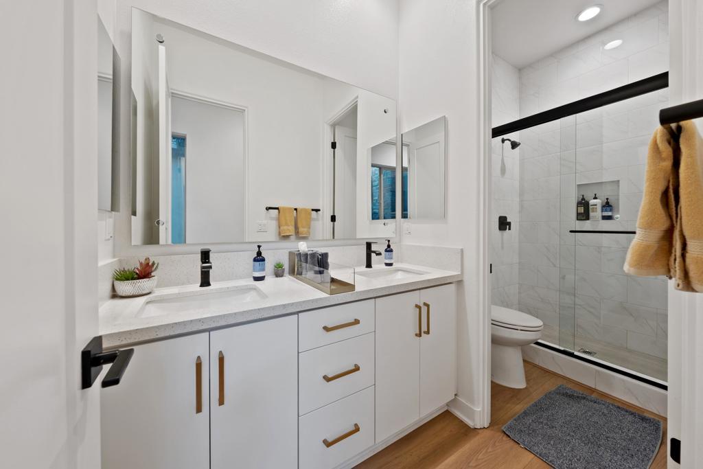 MLS #219135505DA image #32