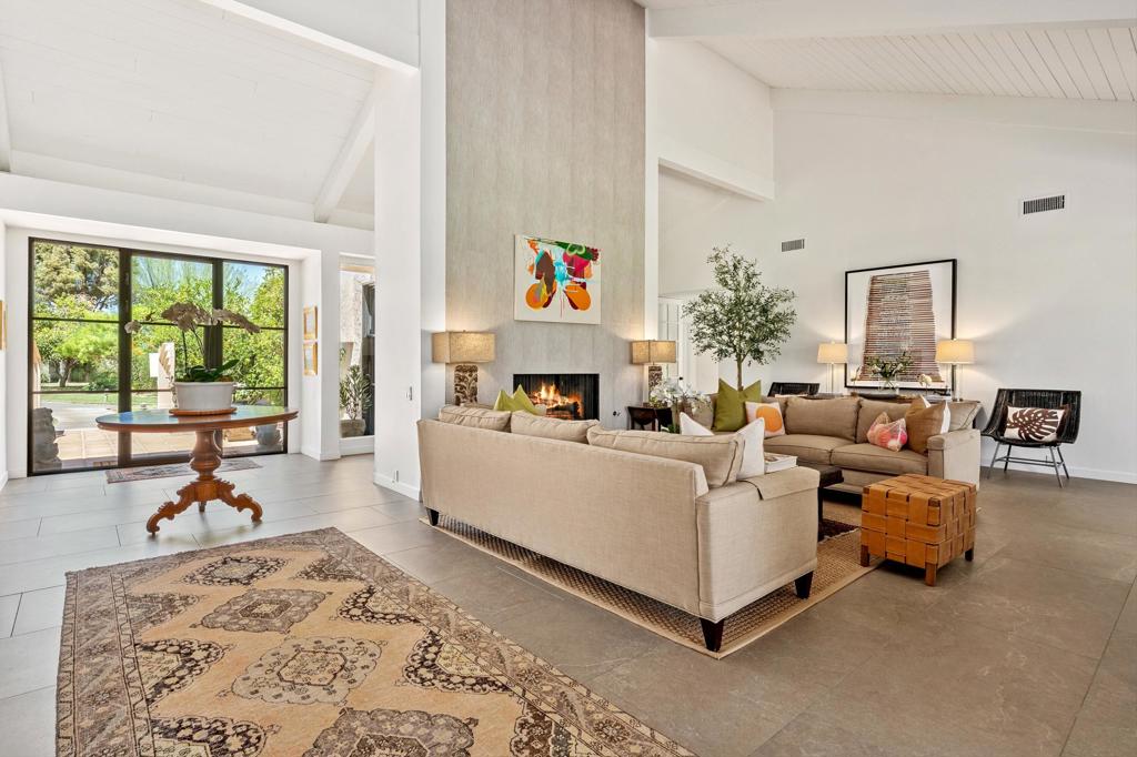 MLS #219135516DA image #13