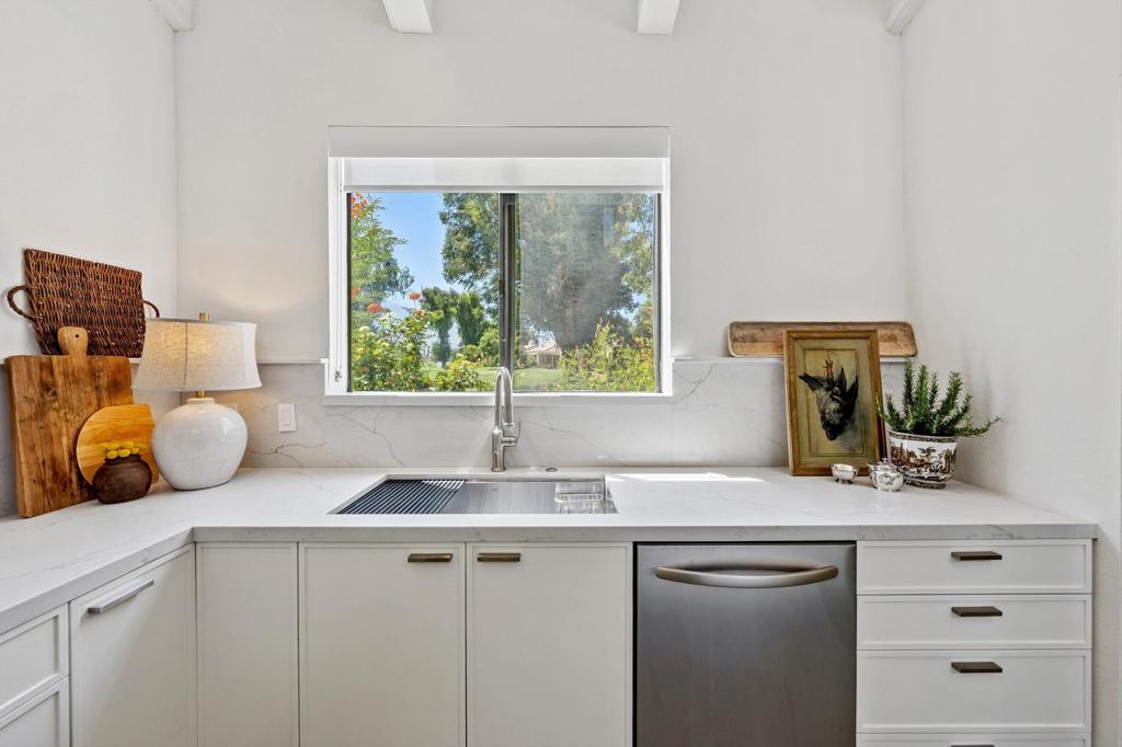 MLS #219135516DA image #21