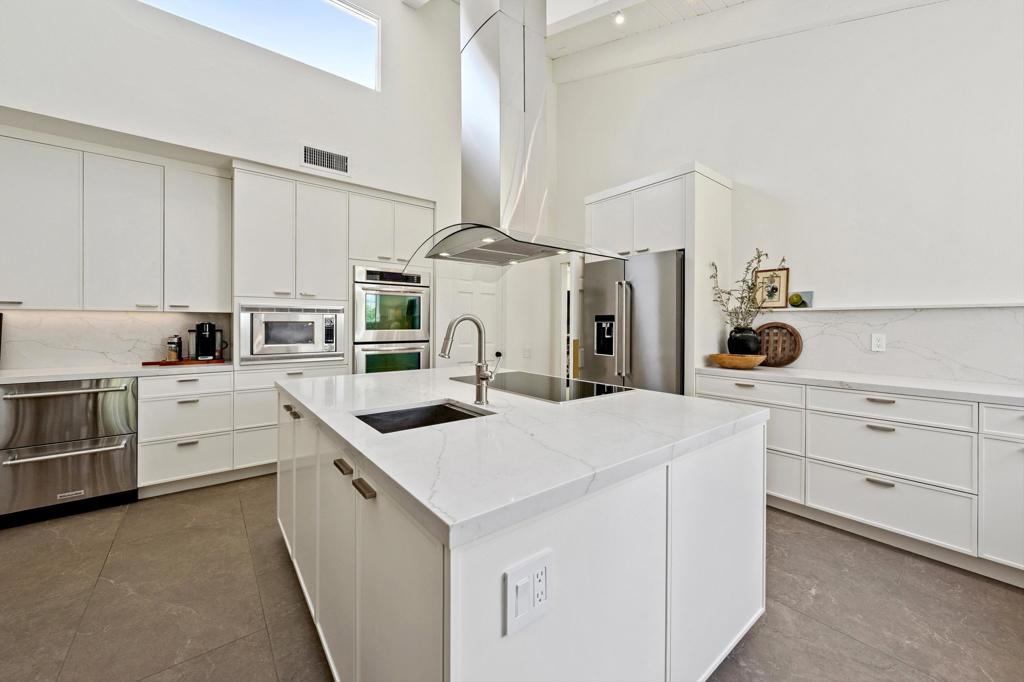 MLS #219135516DA image #22